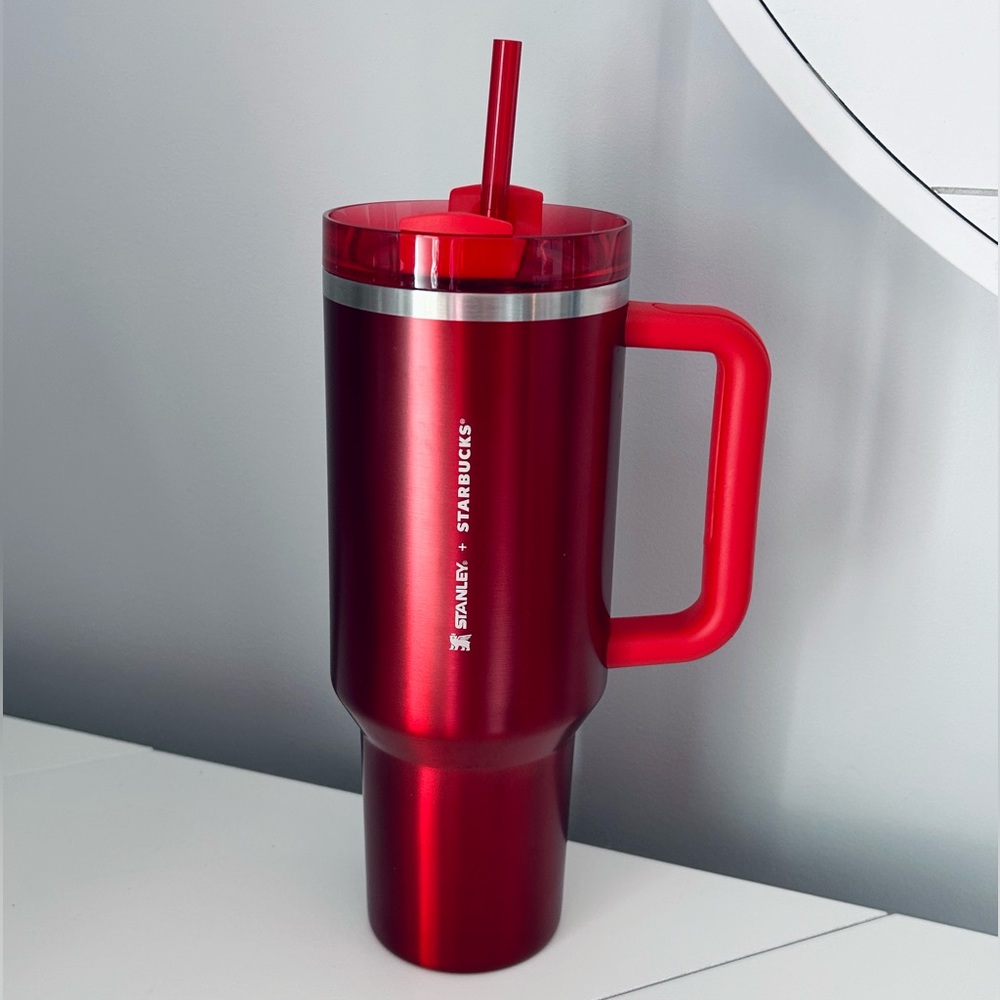 Starbucks x Stanley 2023 Holiday Cup